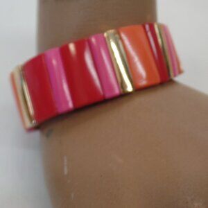 One Inch Wide Pink, Red, Orange & Goldtone Plastic Stretch Bracelet 7" Wrist